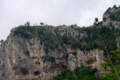 Our final walk takes us around Montepertuso (pierced mountain),
to Santa Maria del Castello, and back to Positano