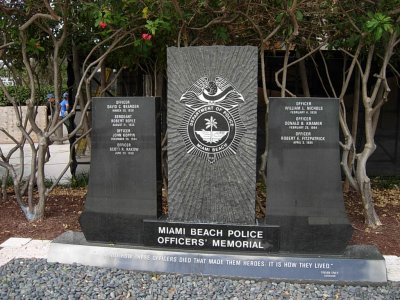 This is the police memorial.
It is for all of the officers killed while on and off duty.
I thought it important to put this picture here just to remember those who have passed before us trying to make the world a better place.
So I am happy that you looked at this picture.
We are luckey to live in a safe place protected by these brave officers.
