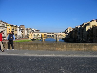 Later. Ponte Vecchio from Ponte Santa Trinita this time