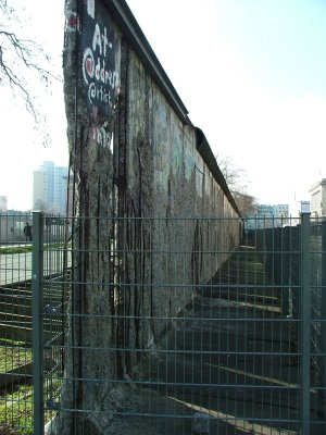 62 Berlin Wall 5.jpg
