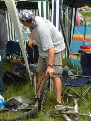 Phil swaps to skinny mud tyres
