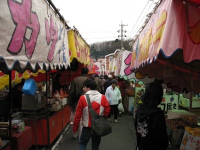 A tunnel of yatai