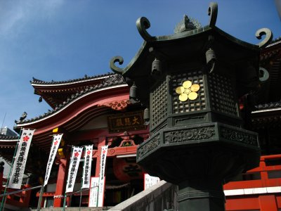 Lantern and main hall