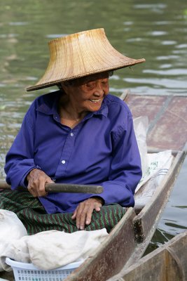 EOS-1D Mark II N5367.JPG