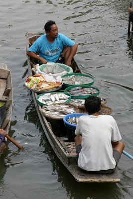 EOS-1D Mark II N5715.JPG