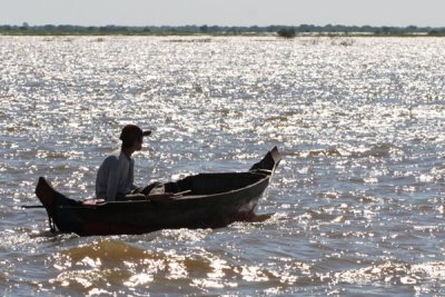 45Floating village fisherman.jpg