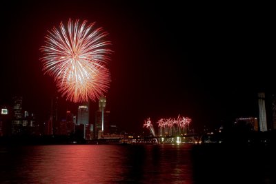 001Firework NDP07 .jpg