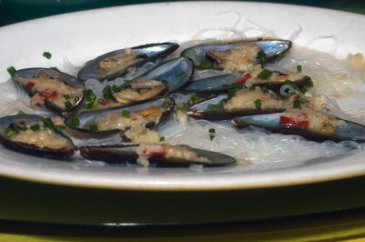 GZ060 Zhuhai Dinner clams.jpg
