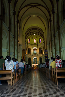 IMG_2785 Saigon002 Inside Notre Dame.jpg