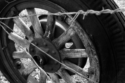 Tire - d old wheel