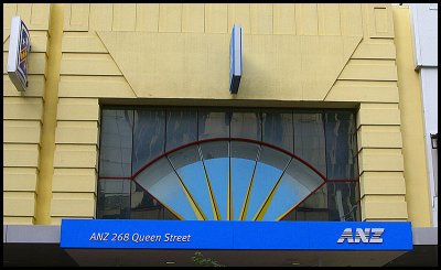 Art Deco Windows in Queen Street