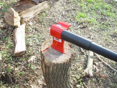 Finnish axe7493.jpg