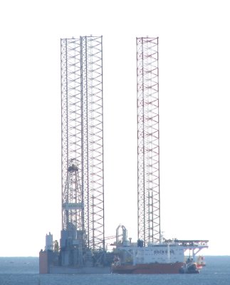 Rig GSF Galaxy II floated over submerged deck