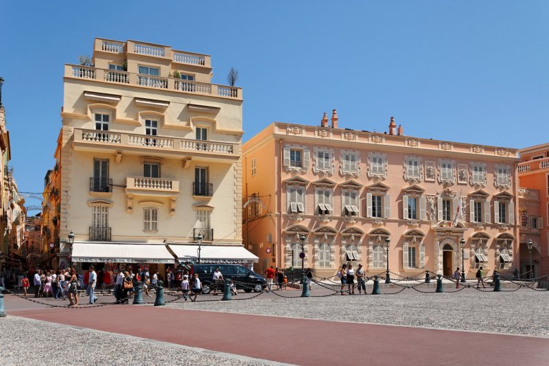 La Place du Palais