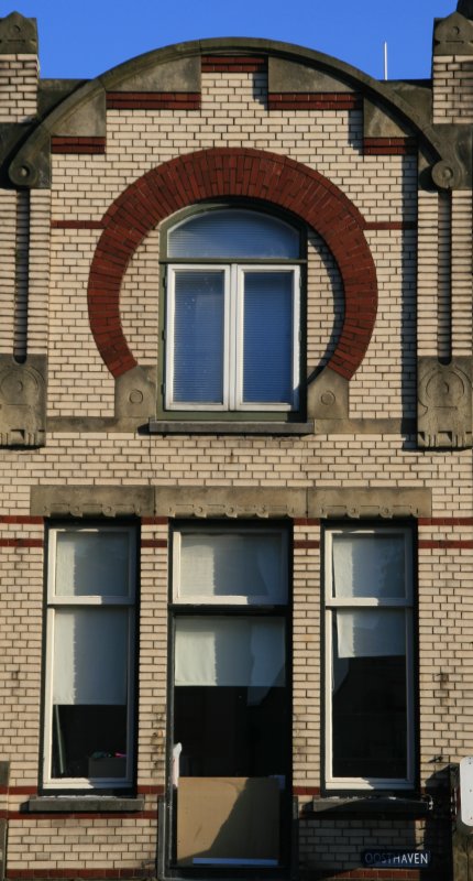Art Deco facade