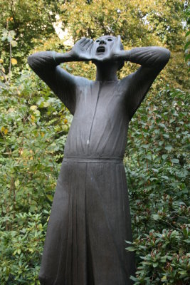 Kthe Kollwitz Museum - Sculpture the Crier