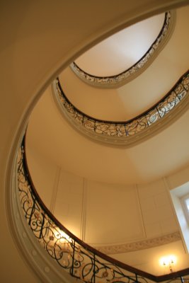 Staircase in Ephraim Palais