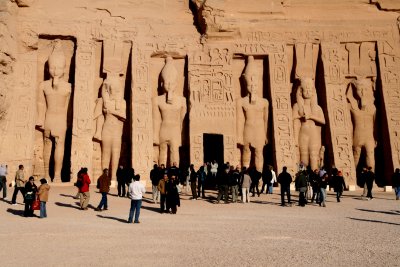 Nefertari temple