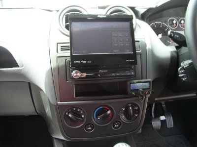 New Ford Fiesta with Parrot CK3100 and DVD unit.JPG