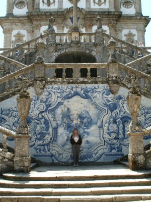 700+ step stairway resplendent with azulejos