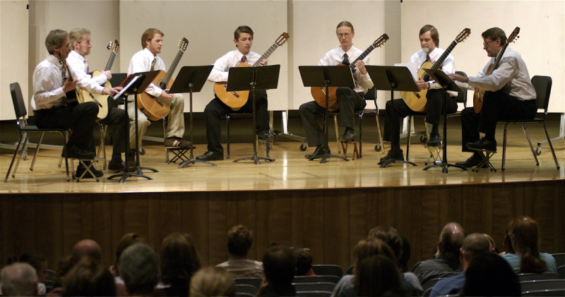 ISU Guitar Ensemble Concert April 2007 _0222_2.jpg