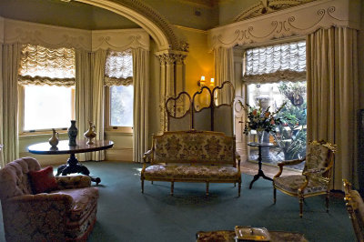 Mansion Living room