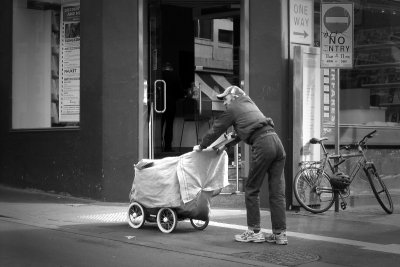 City street scrounger