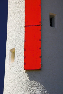 Lighthouse elements