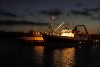 Trawlers at night ~