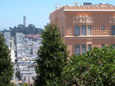 Lombard Street to Coit Tower at Leavenworth Street