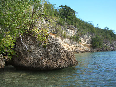 rocky shoreline, Bahia Ferro