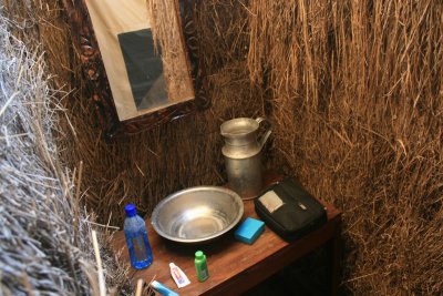 Olduvai tented camp boudoir