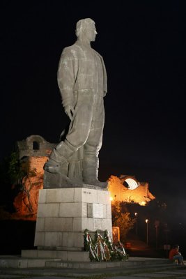 Levski, at night 8106