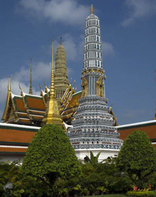 The Eight Prangs Phra Asada Maha Chedi