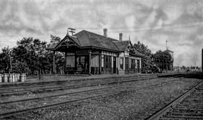 Toronto 1915 Neg Scan 25 Aurora Station