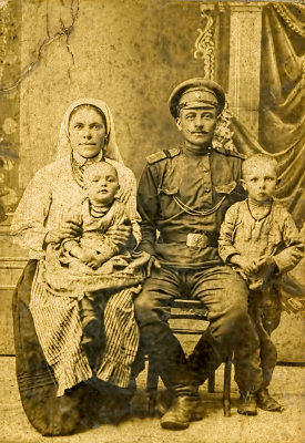 Soldier and Family 