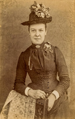 Lady with a Small Hat 