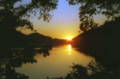 2000 Fuschlsee Sonnenuntergang 2.jpg