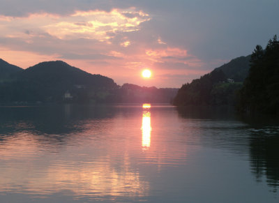 2002 08 Fuschlsee Sonnenuntergang.jpg