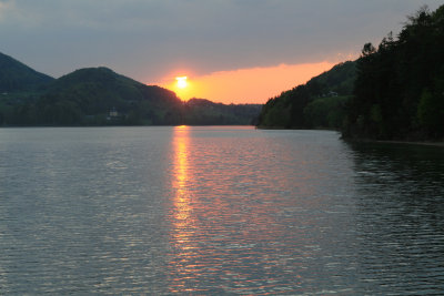 2011 04 25 Fuschl Sonnenuntergang 0.jpg