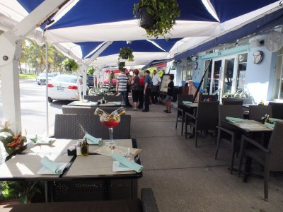 Restaurants are allowed to occupy the sidewalk.