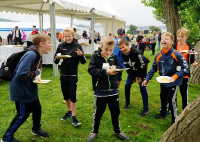Dronningebesøg 2015-1 309.jpg