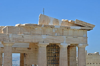 20_Details of top part of Parthenon.jpg