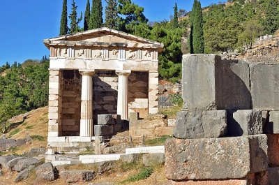 09_Treasury of Athens.jpg