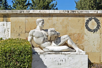 33_Monument of Thermopylae.jpg