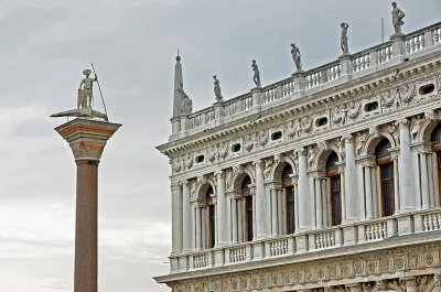 02_Statue of St Theodore.jpg