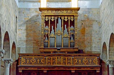 20_Basilica of San Frediano.jpg