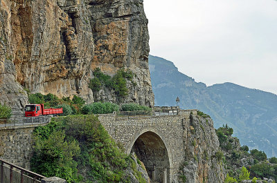 01_Approaching Positano.jpg