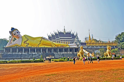 17_Wat Phra That Suthon Mongkhon Khiri.jpg