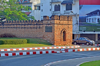 03_The remaining city wall.jpg